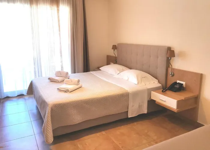 Artemis Plaza Agia Paraskevi (Kassandra)