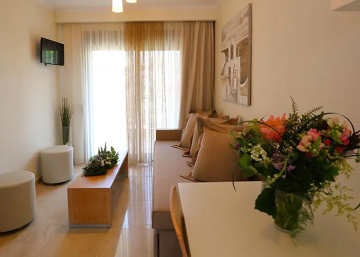 Artemis Plaza 4*