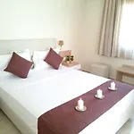 Hotel apartamentowy Artemis Plaza
