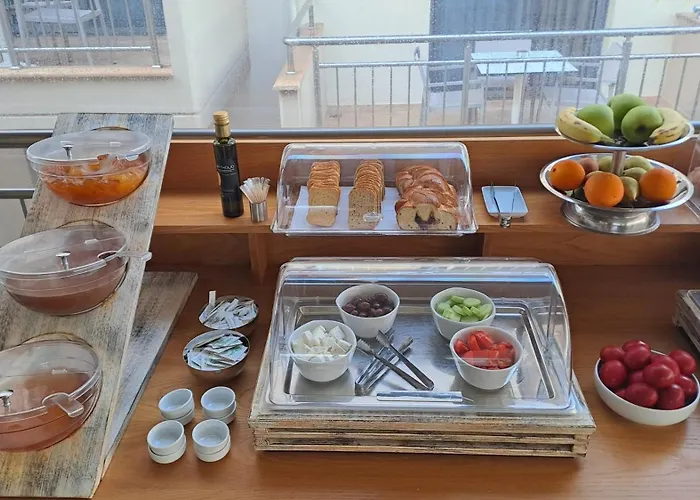 Apartmanhotel Artemis Plaza 4*