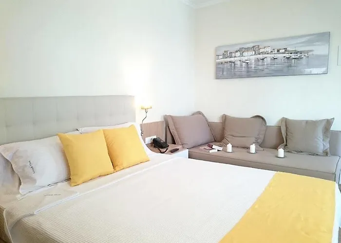 Apartmanhotel Artemis Plaza 4*